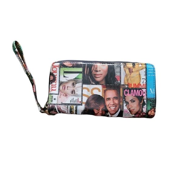 Other - Women's Vogue Print Wallet 